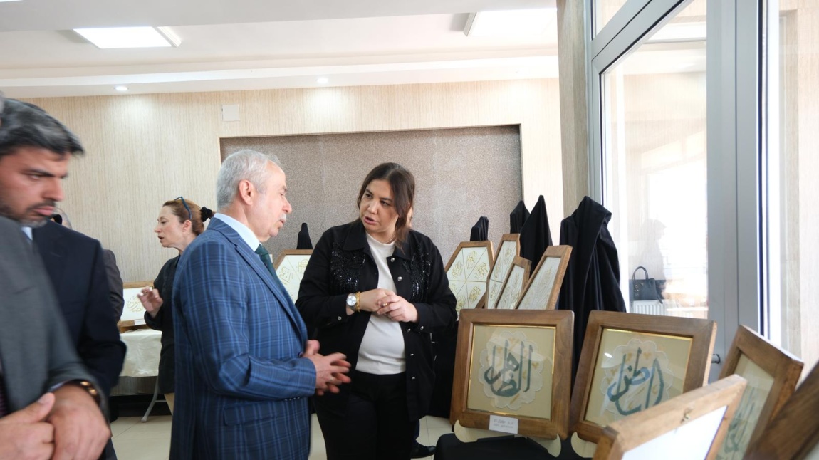 Esmaü'l Hüsna Sergimizin Açılışı Yapıldı